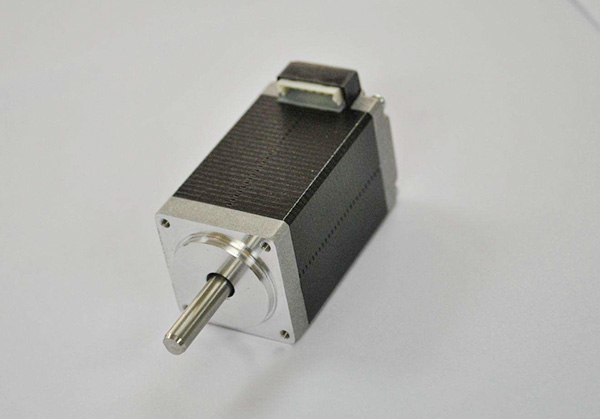 伺服電機(jī)比步進(jìn)電機(jī)好？步進(jìn)電機(jī)優(yōu)點(diǎn)介紹